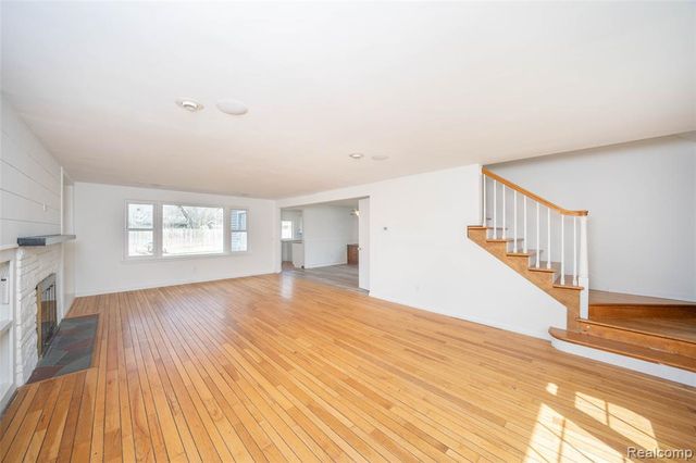 1117 Glendale Street, Midland, MI 48642