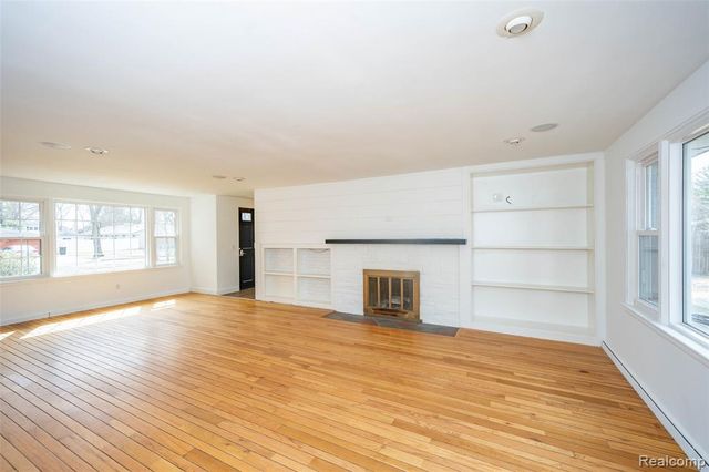 1117 Glendale Street, Midland, MI 48642