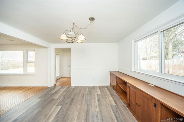 1117 Glendale Street, Midland, MI 48642