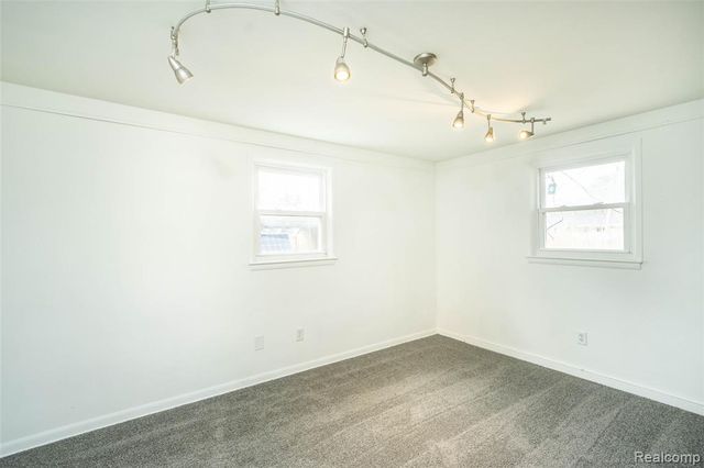 1117 Glendale Street, Midland, MI 48642