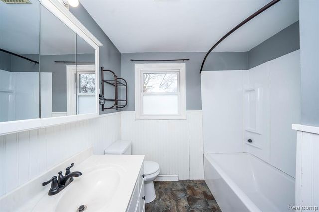 1117 Glendale Street, Midland, MI 48642