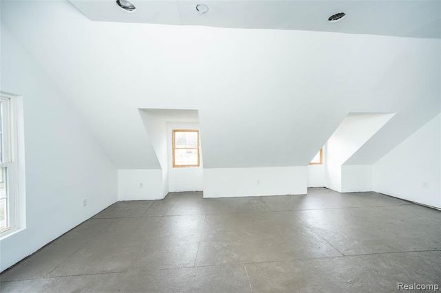 1117 Glendale Street, Midland, MI 48642