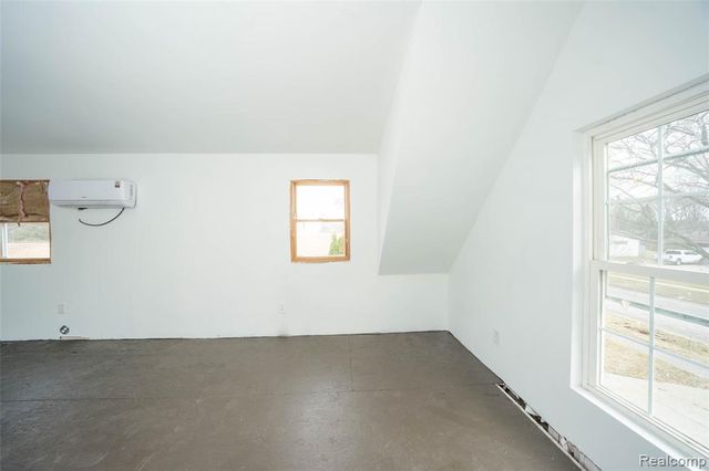 1117 Glendale Street, Midland, MI 48642