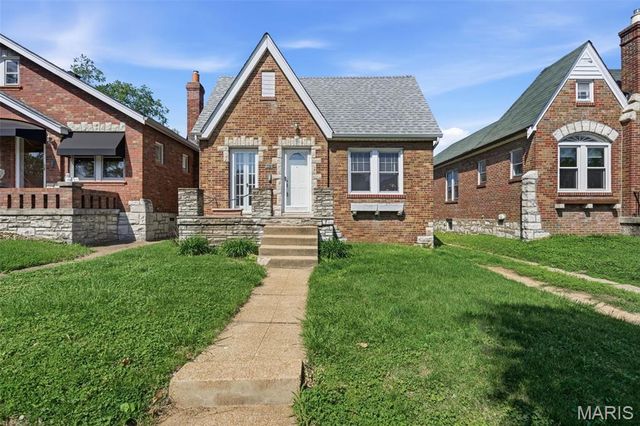 6415 Blow Street, St Louis, MO 63109