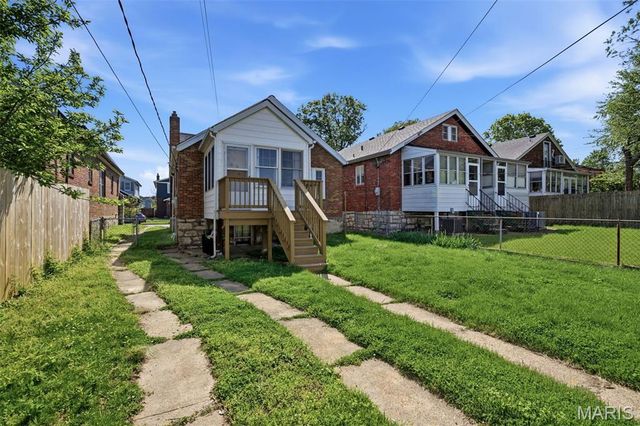 6415 Blow Street, St Louis, MO 63109
