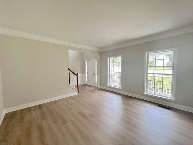 1718 Hampton Chase Circle, Lawrenceville, GA 30043