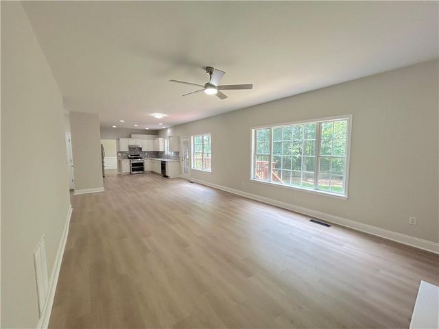 1718 Hampton Chase Circle, Lawrenceville, GA 30043