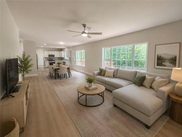 1718 Hampton Chase Circle, Lawrenceville, GA 30043