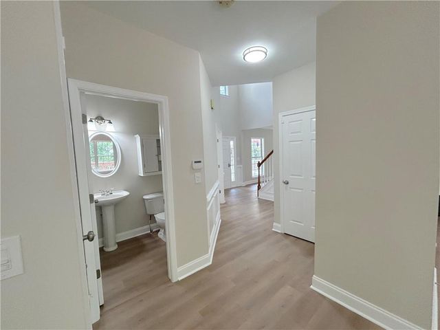 1718 Hampton Chase Circle, Lawrenceville, GA 30043