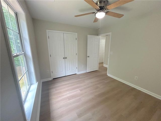 1718 Hampton Chase Circle, Lawrenceville, GA 30043
