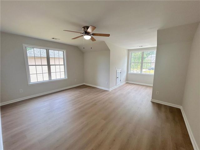 1718 Hampton Chase Circle, Lawrenceville, GA 30043