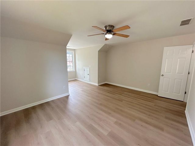 1718 Hampton Chase Circle, Lawrenceville, GA 30043