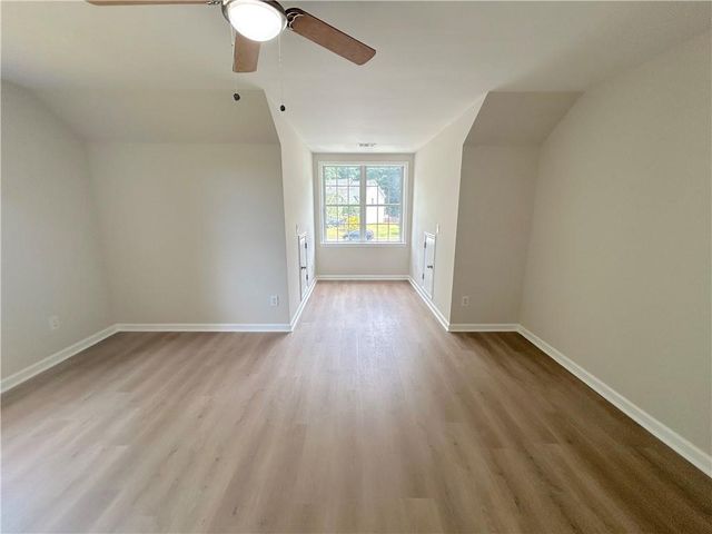 1718 Hampton Chase Circle, Lawrenceville, GA 30043