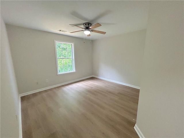 1718 Hampton Chase Circle, Lawrenceville, GA 30043