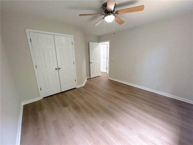 1718 Hampton Chase Circle, Lawrenceville, GA 30043