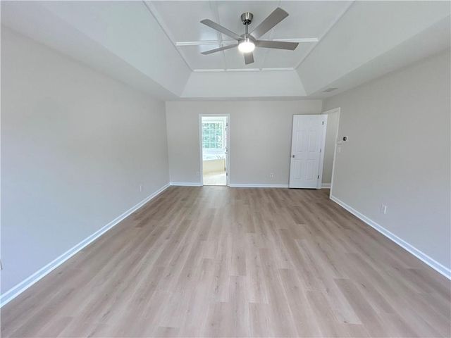 1718 Hampton Chase Circle, Lawrenceville, GA 30043