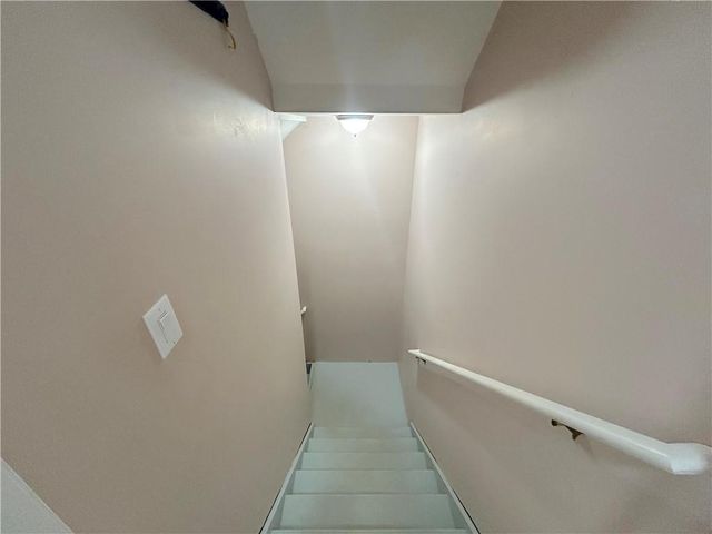 1718 Hampton Chase Circle, Lawrenceville, GA 30043