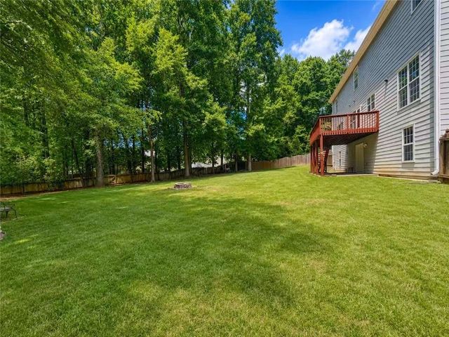 1718 Hampton Chase Circle, Lawrenceville, GA 30043