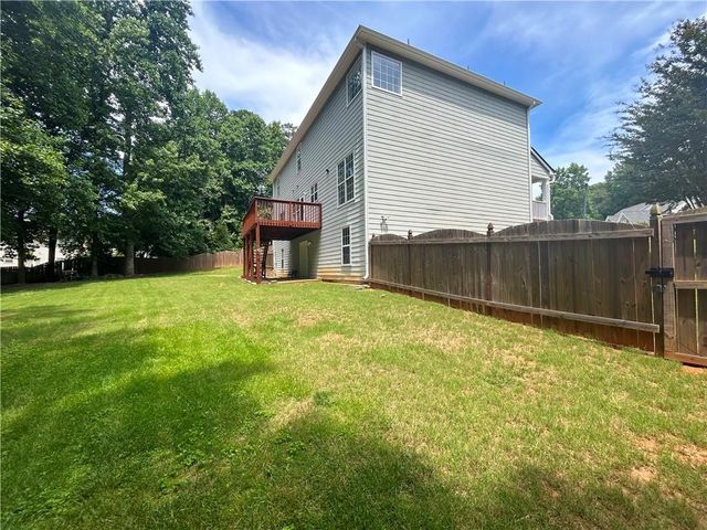 1718 Hampton Chase Circle, Lawrenceville, GA 30043