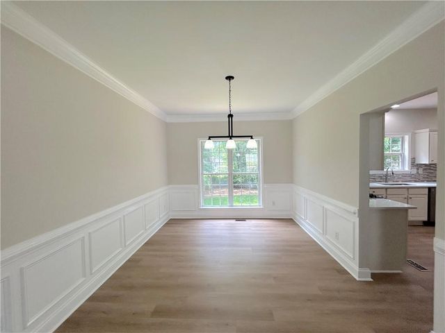 1718 Hampton Chase Circle, Lawrenceville, GA 30043