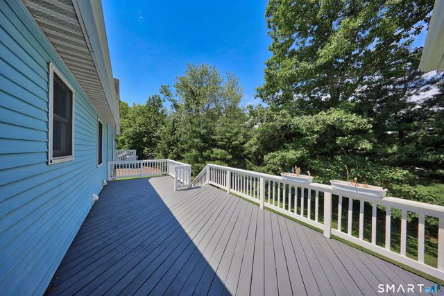 49 Schenck Lane, Naugatuck, CT 06770