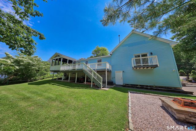49 Schenck Lane, Naugatuck, CT 06770