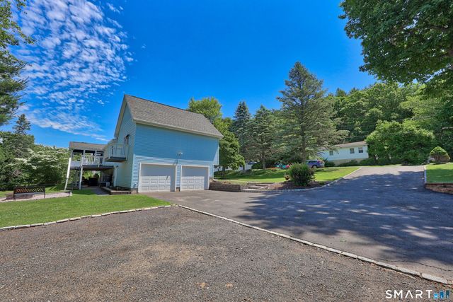 49 Schenck Lane, Naugatuck, CT 06770