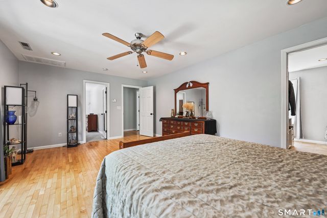 49 Schenck Lane, Naugatuck, CT 06770