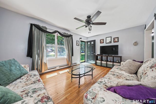 49 Schenck Lane, Naugatuck, CT 06770