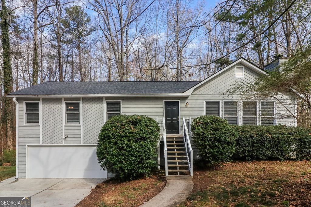 700 Gregory Manor Drive SW, Smyrna, GA 30082