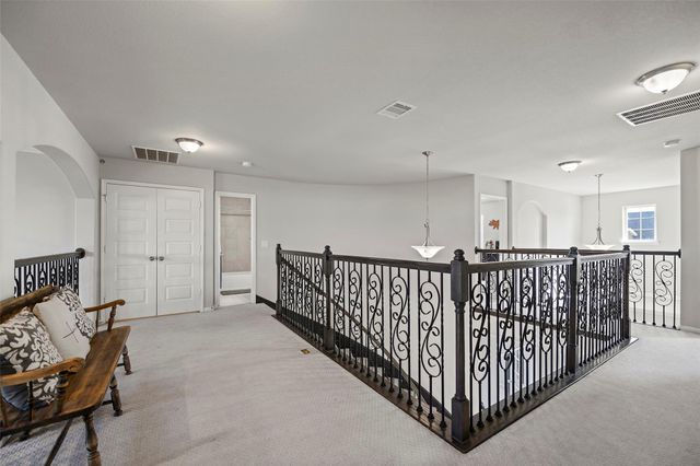 11723 Oakwood Drive, Mont Belvieu, TX 77535