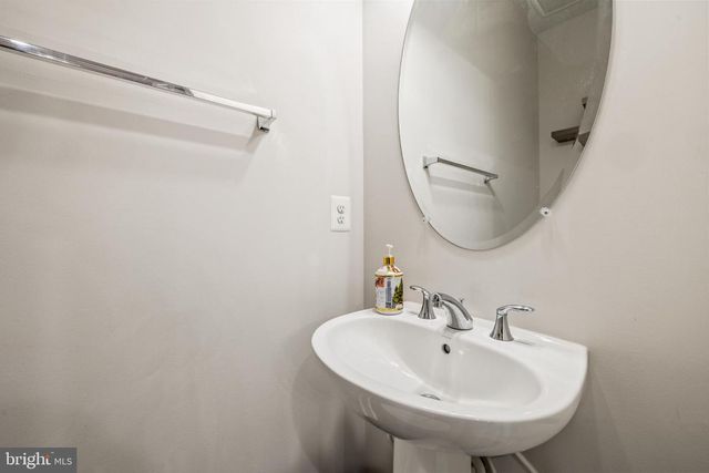 10572 WATERBURY WOODS WAY, Manassas, VA 20112