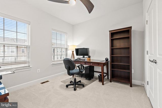 10572 WATERBURY WOODS WAY, Manassas, VA 20112