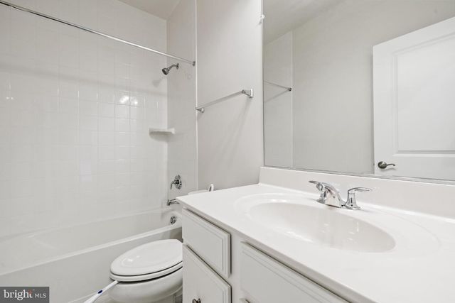 10572 WATERBURY WOODS WAY, Manassas, VA 20112