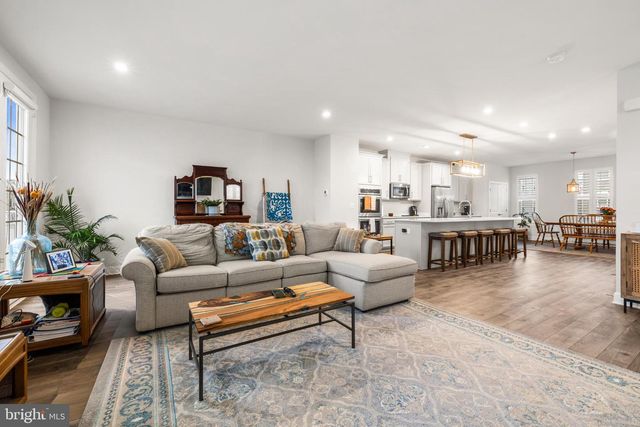 10572 WATERBURY WOODS WAY, Manassas, VA 20112