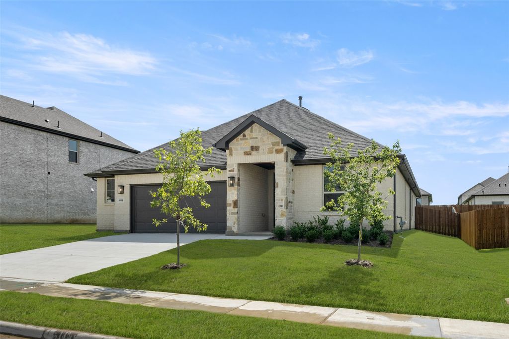 408 Wabash Drive, Waxahachie, TX 75167