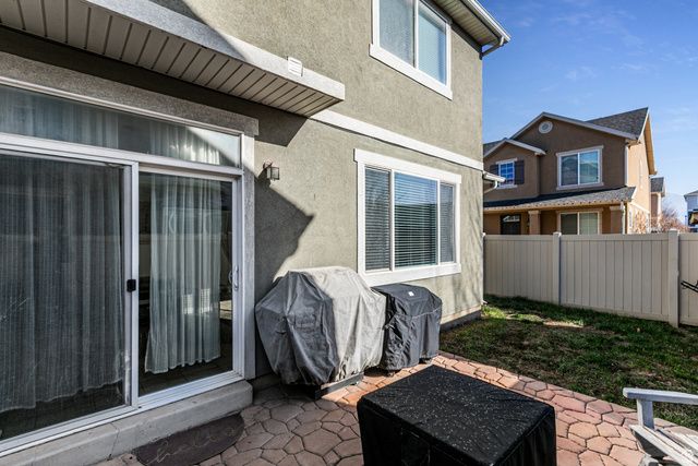 837 W WILSTEAD DR, North Salt Lake, UT 84054