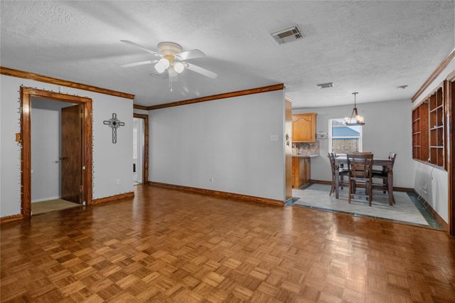 4322 Aztec Street, Pasadena, TX 77504