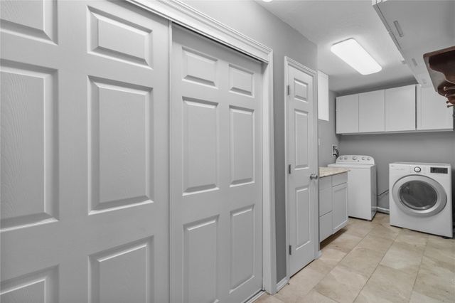 4322 Aztec Street, Pasadena, TX 77504