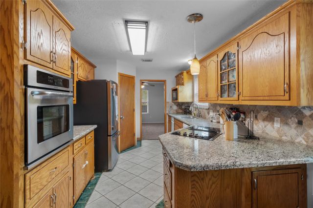 4322 Aztec Street, Pasadena, TX 77504