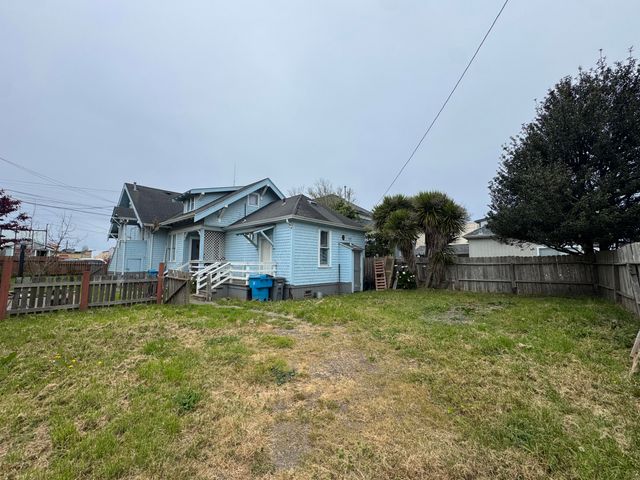 813 Summer Street, Eureka, CA 95501