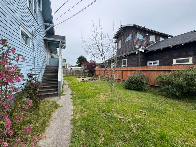 813 Summer Street, Eureka, CA 95501