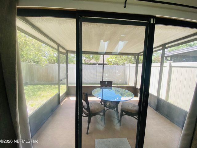 2280 IRONSTONE Drive E, Jacksonville, FL 32246