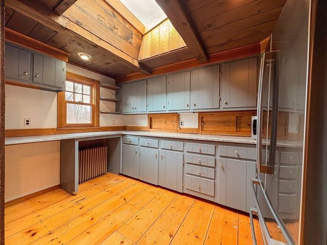 215 Sohier St, Cohasset, MA 02025
