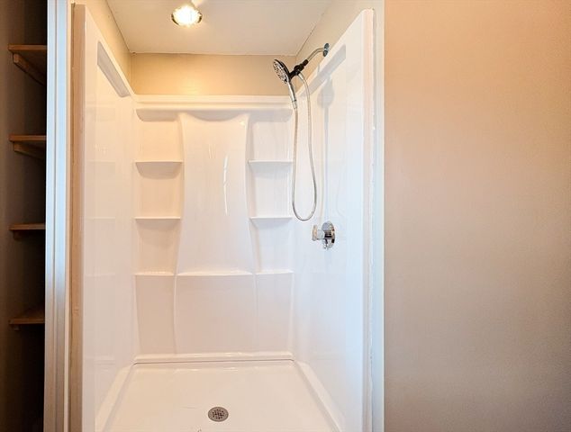 215 Sohier St, Cohasset, MA 02025