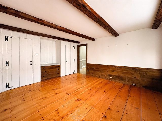 215 Sohier St, Cohasset, MA 02025