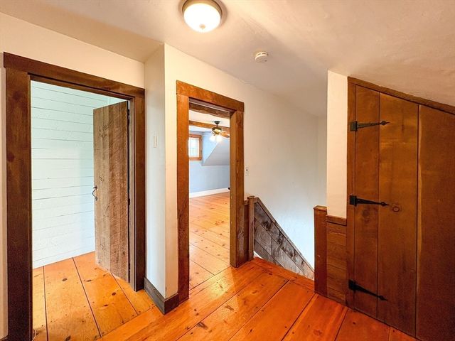 215 Sohier St, Cohasset, MA 02025