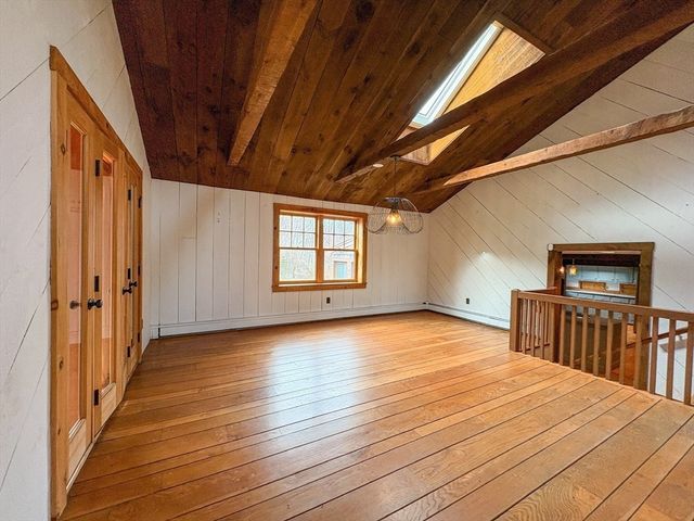215 Sohier St, Cohasset, MA 02025