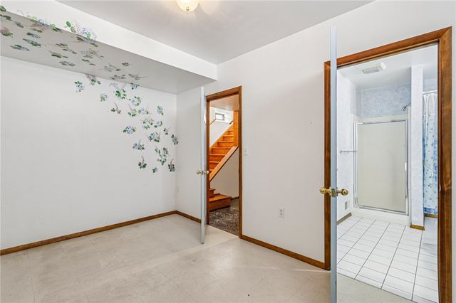 212 Pine Street, Zelienople Boro, PA 16063