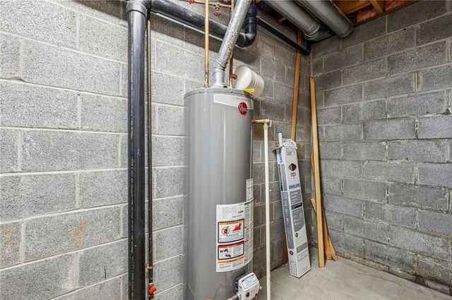 212 Pine Street, Zelienople Boro, PA 16063